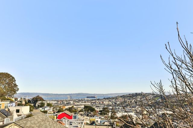 $3,300,129 | 113 Gates Street, San Francisco, CA 94110