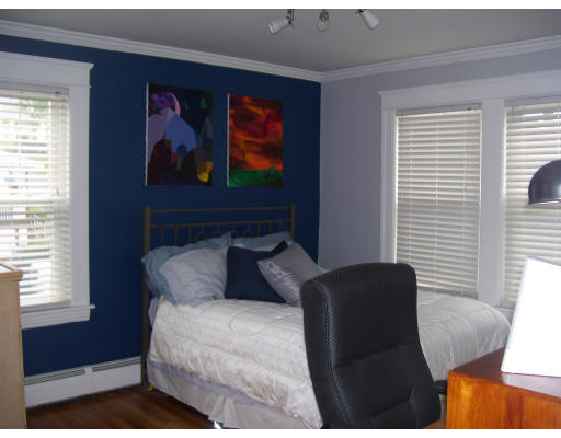 149 King Philip Road Worcester, MA 01606 - Photo 8 of 10