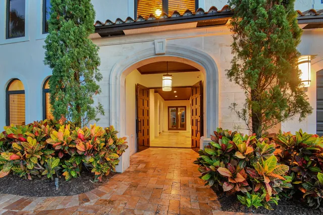 $14,000 | 832 Southwest 34th Avenue, Boynton Beach, FL 33435