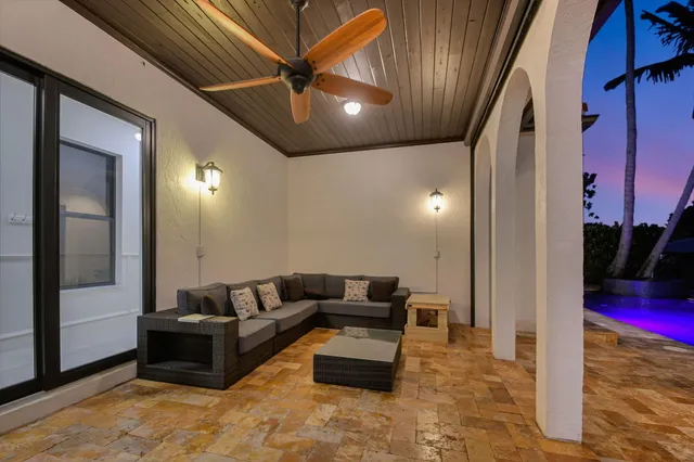 $14,000 | 832 Southwest 34th Avenue, Boynton Beach, FL 33435