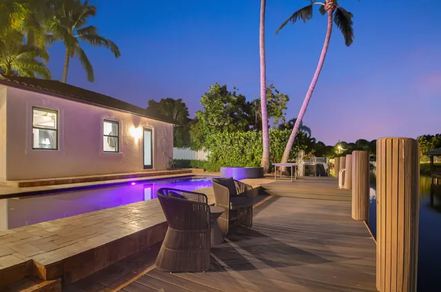 $14,000 | 832 Southwest 34th Avenue, Boynton Beach, FL 33435