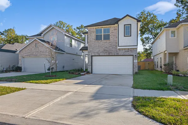 $244,990 | 426 Emerald Thicket Lane, Huffman, TX 77336