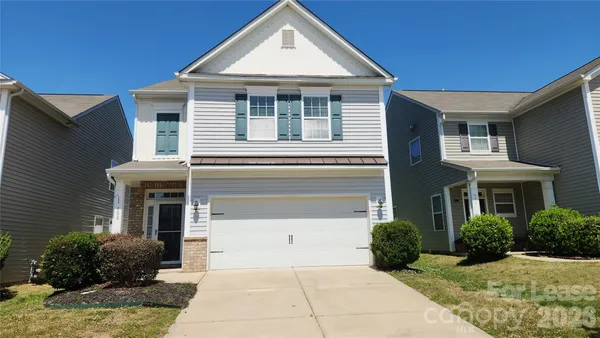 $2,400 | 508 Knothole Lane, Charlotte, NC 28214