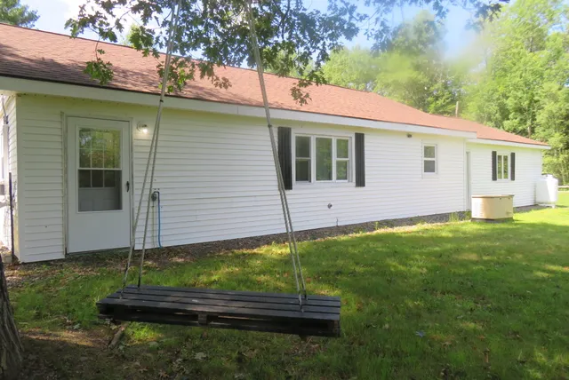 $189,900 | 23 Knapp Ave Exd, Milo, ME 04463