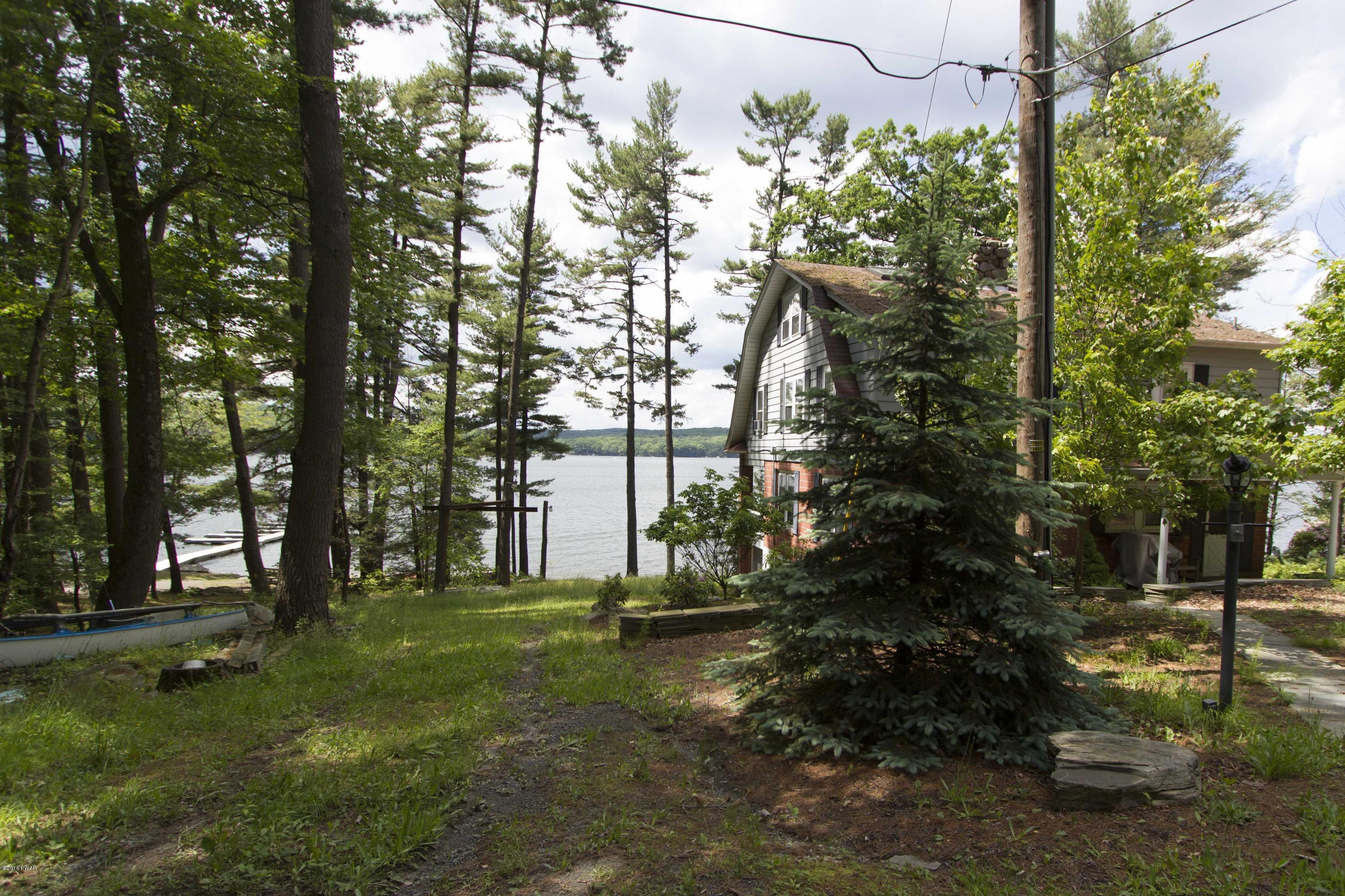 100 Harbor Landing Road Paupack, PA 18451 - Photo 5 of 27