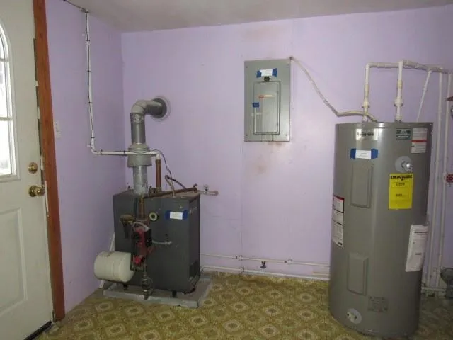 $199,900 | 303 Lemmon Hollow Road, Kittanning, PA 16201