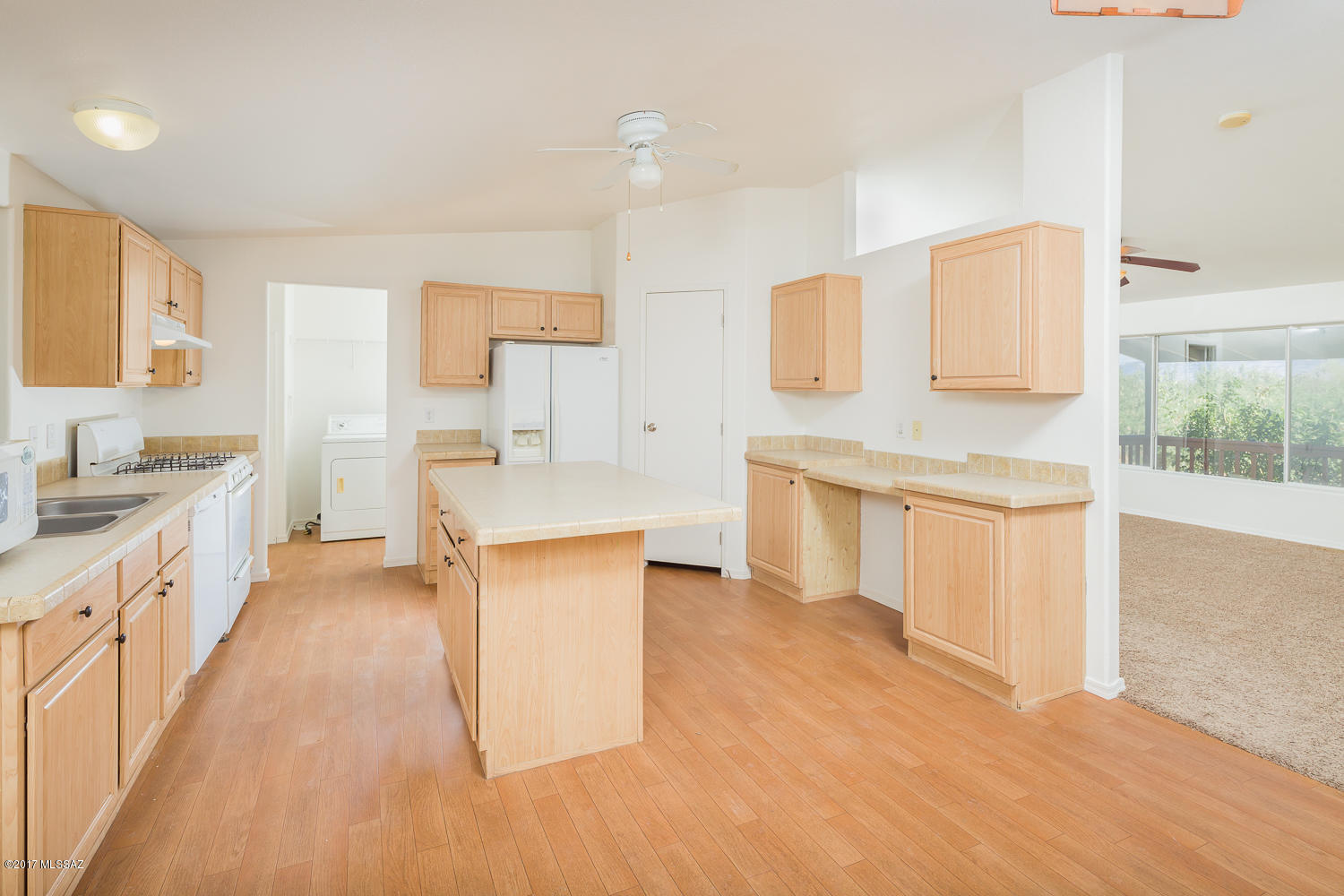 3534 East Andrada Road Vail, AZ 85641 - Photo 7 of 31 Gallery Image 7