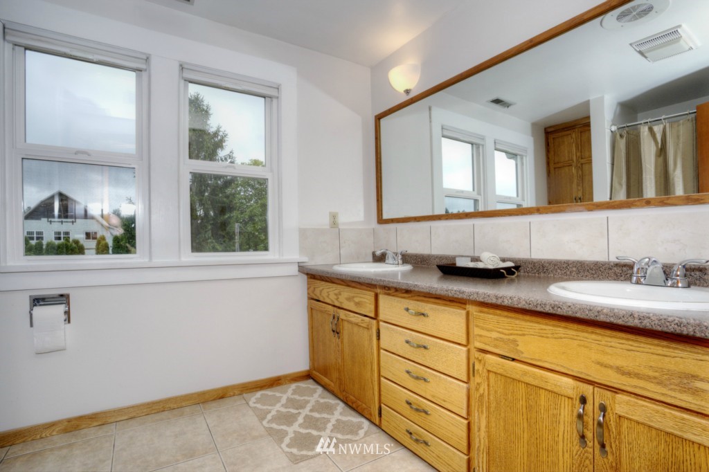 314 West Blackburn Road Mount Vernon, WA 98273 - Photo 24 of 25