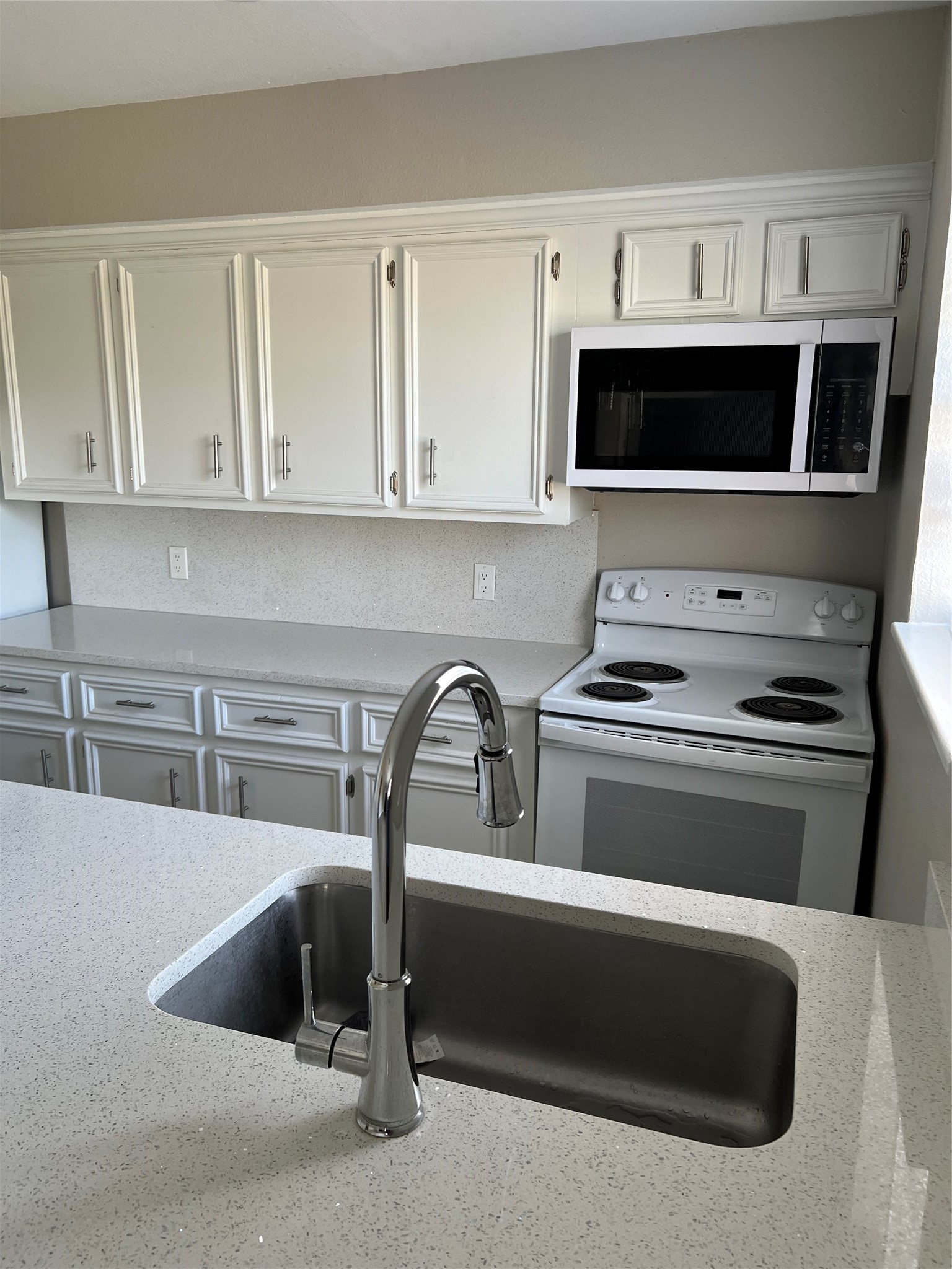 511 Commerce Street Magnolia, TX 77355 - Photo 3 of 11