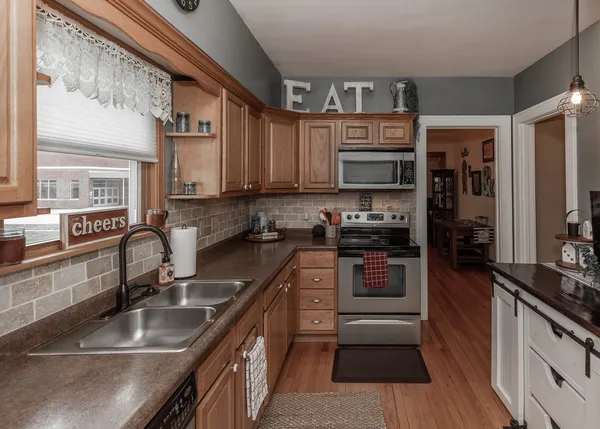 $134,900 | 1811 34th Street, Rock Island, IL 61201