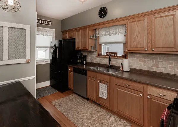 $134,900 | 1811 34th Street, Rock Island, IL 61201