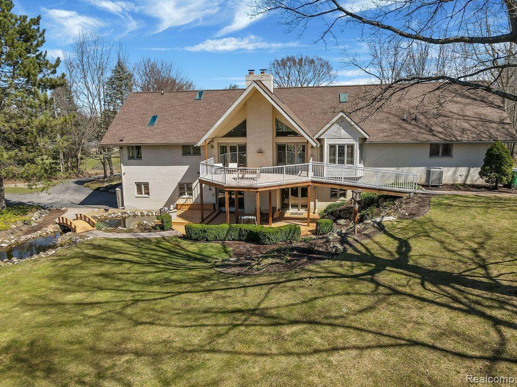 17370 Fish Lake Road Holly, MI 48442 - Photo 3 of 73