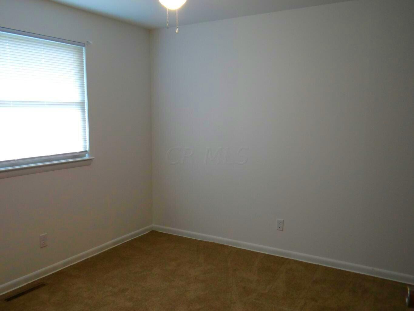 191 East Alcott Road Columbus, OH 43207 - Photo 7 of 11 Gallery Image 7