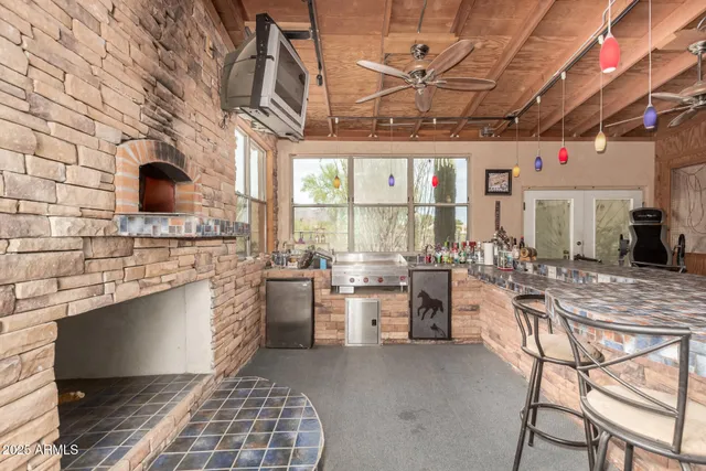 $840,000 | 442 North Mountain View Road, Apache Junction, AZ 85119