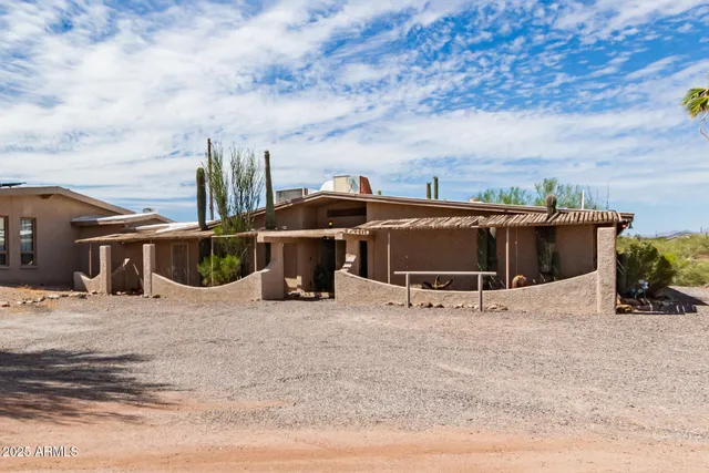 $840,000 | 442 North Mountain View Road, Apache Junction, AZ 85119
