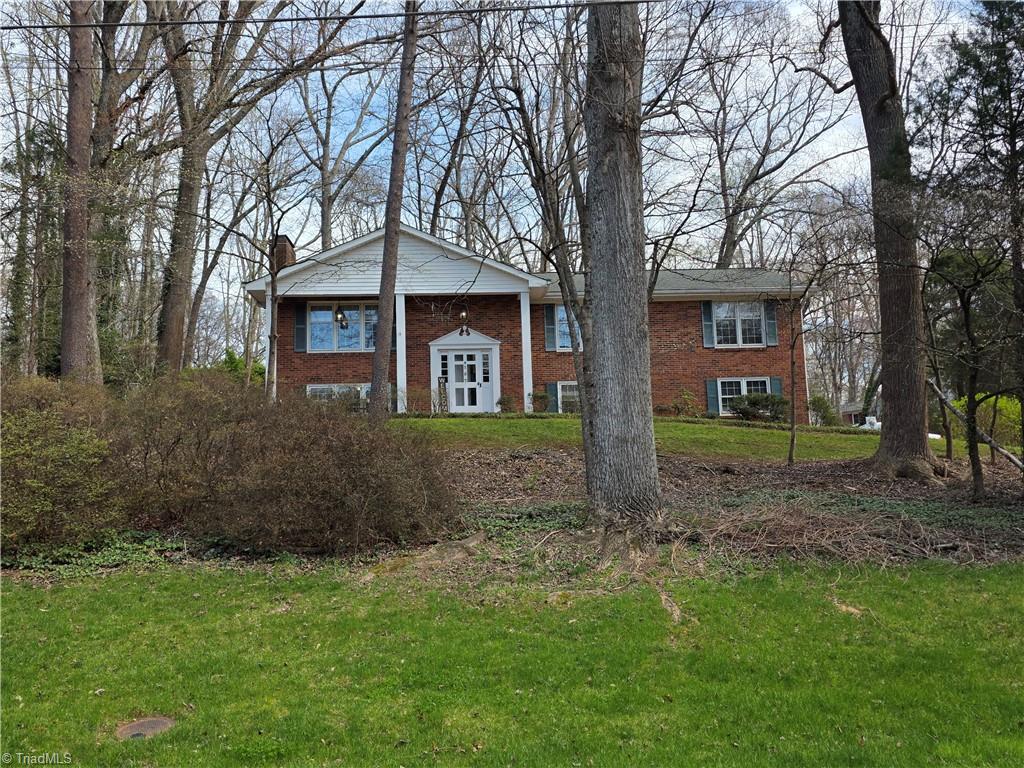 157 Woodbriar Road Winston-Salem, NC 27106 - Photo 1 of 21
