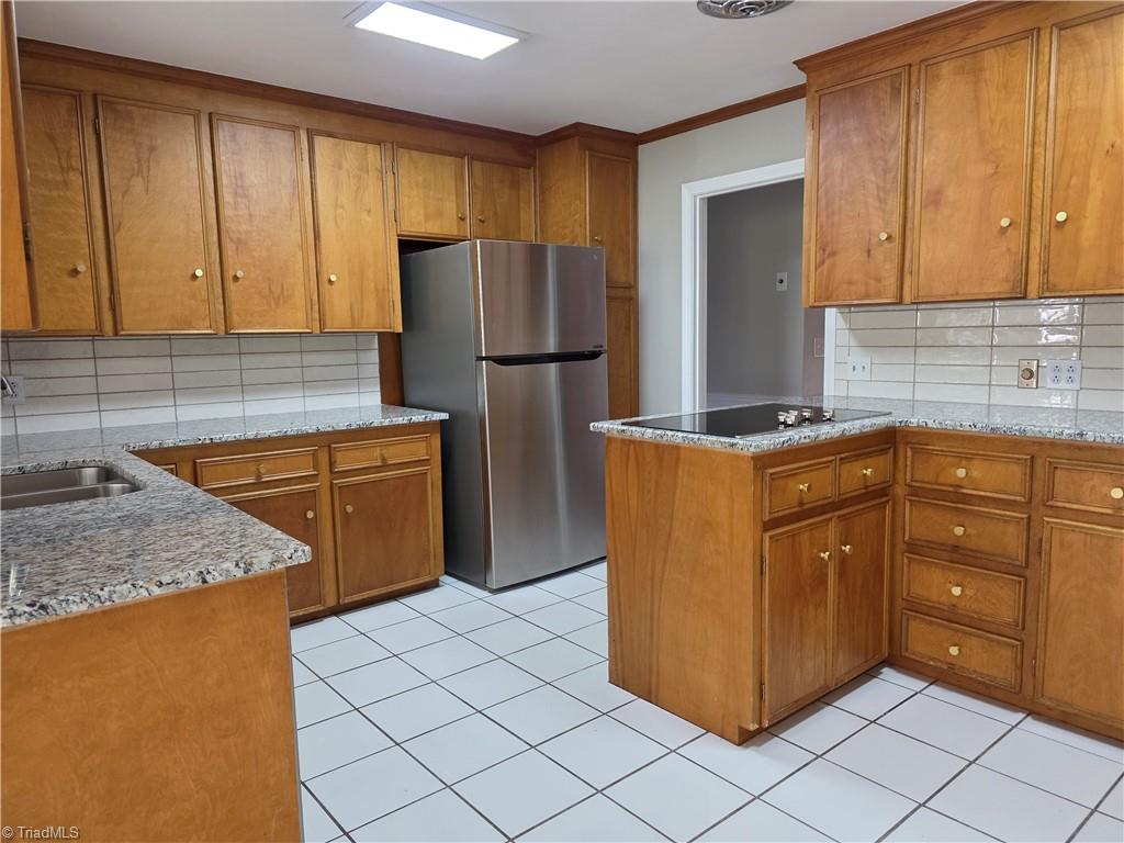 157 Woodbriar Road Winston-Salem, NC 27106 - Photo 4 of 21