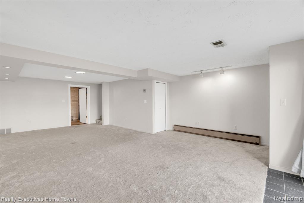 2500 River Road, Unit 55 Marysville, MI 48040 - Photo 40 of 54
