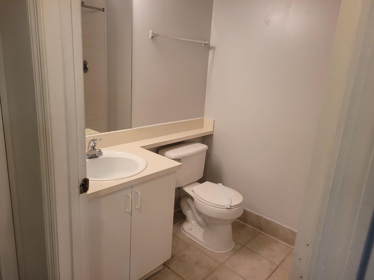 4197 Haverhill Road, Unit 212 West Palm Beach, FL 33417 - Photo 12 of 34 20250106225249911421000000-o