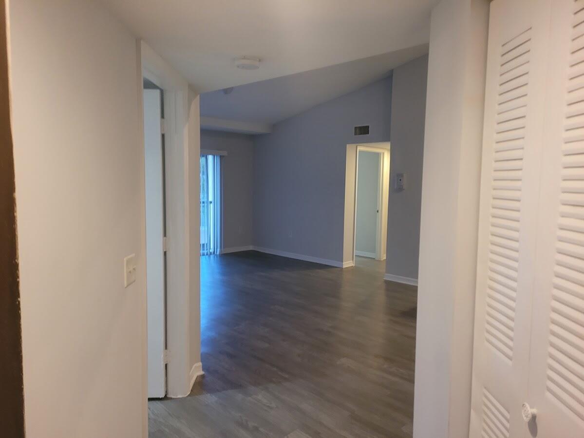 4197 Haverhill Road, Unit 212 West Palm Beach, FL 33417 - Photo 10 of 34 20250106225233441639000000-o