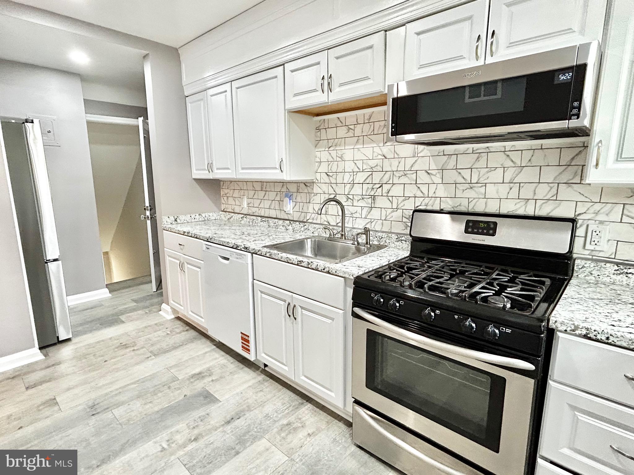 1508 Gleneagle Road Baltimore, MD 21239 - Photo 6 of 21