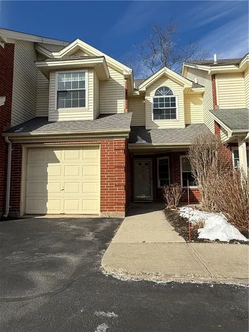 $339,000 | 626 Smithfield Road, Unit 107, North Providence, RI 02904