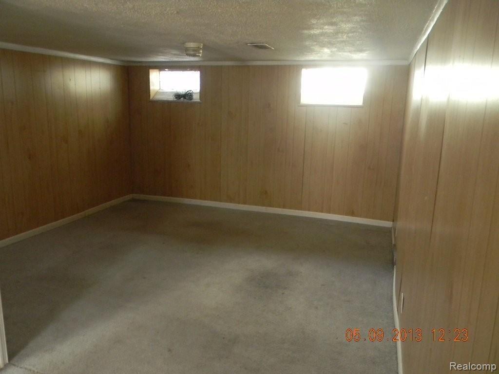 15025 Stahelin Road Detroit, MI 48223 - Photo 19 of 20 DSCN9532.JPG