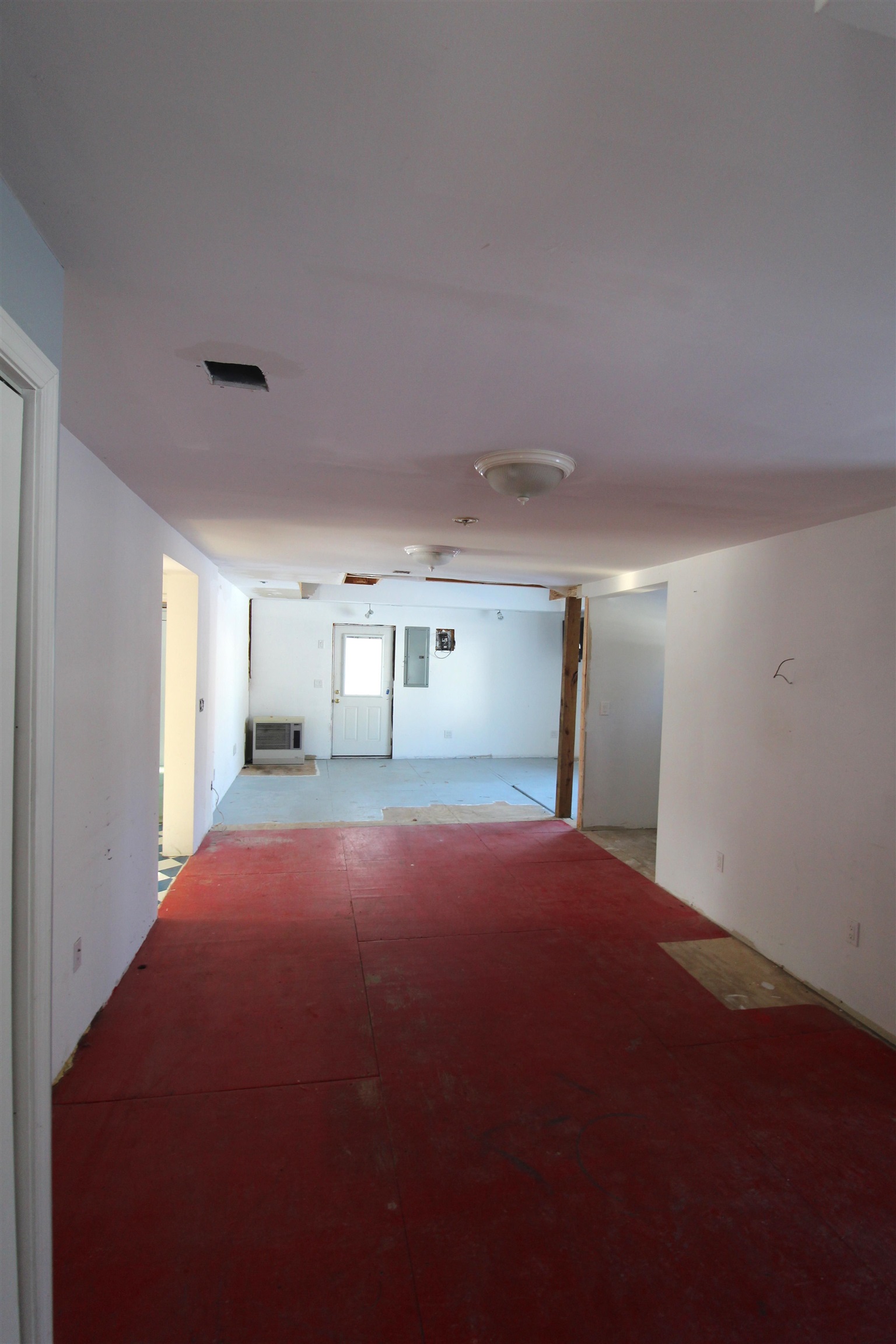 256 Old Rochester Road Somersworth, NH 03878 - Photo 6 of 17