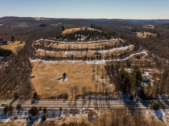 $750,000 | 408 State Route 199, Milan, NY 12571