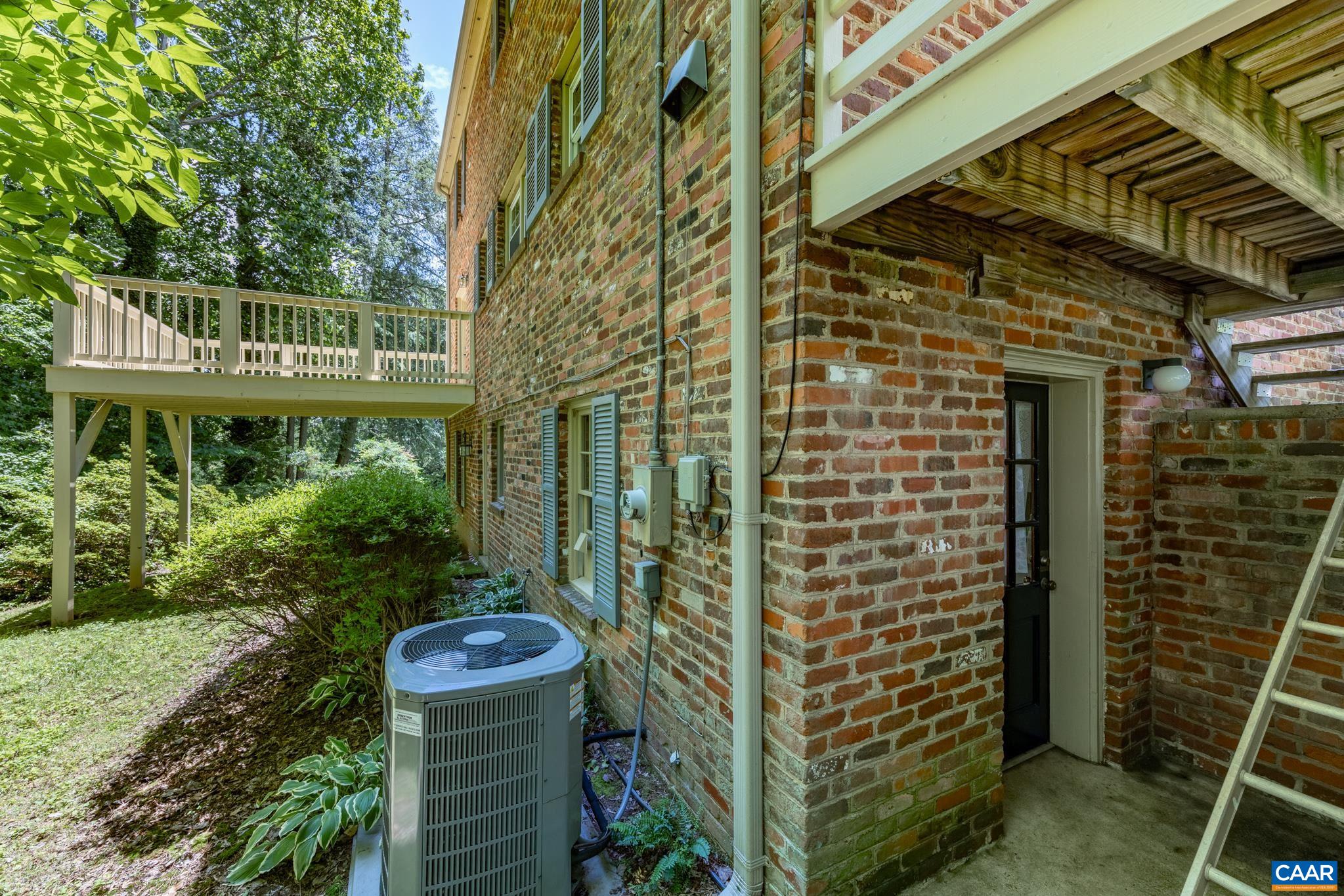 2402 Bennington Road Charlottesville, VA 22901 - Photo 8 of 74 Gallery Image 8