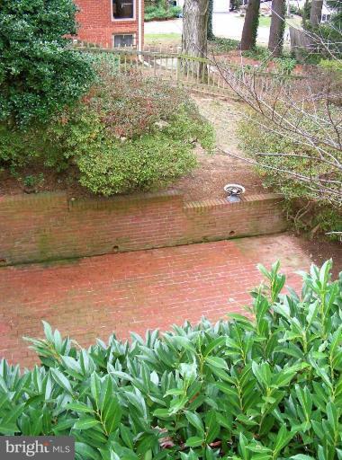 7216 Churchill Road McLean, VA 22101 - Photo 25 of 26 Patio