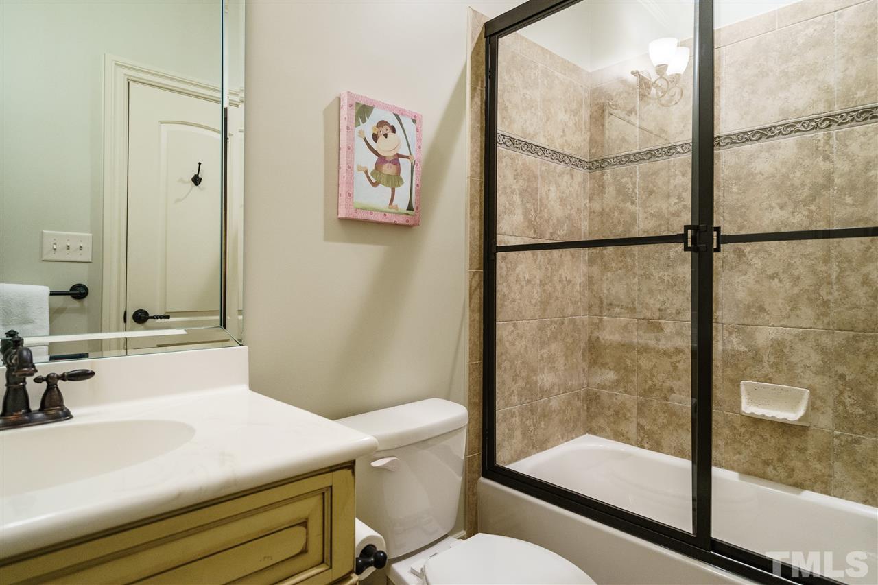 315 Calvin Road Raleigh, NC 27605 - Photo 12 of 25 Gallery Image 12