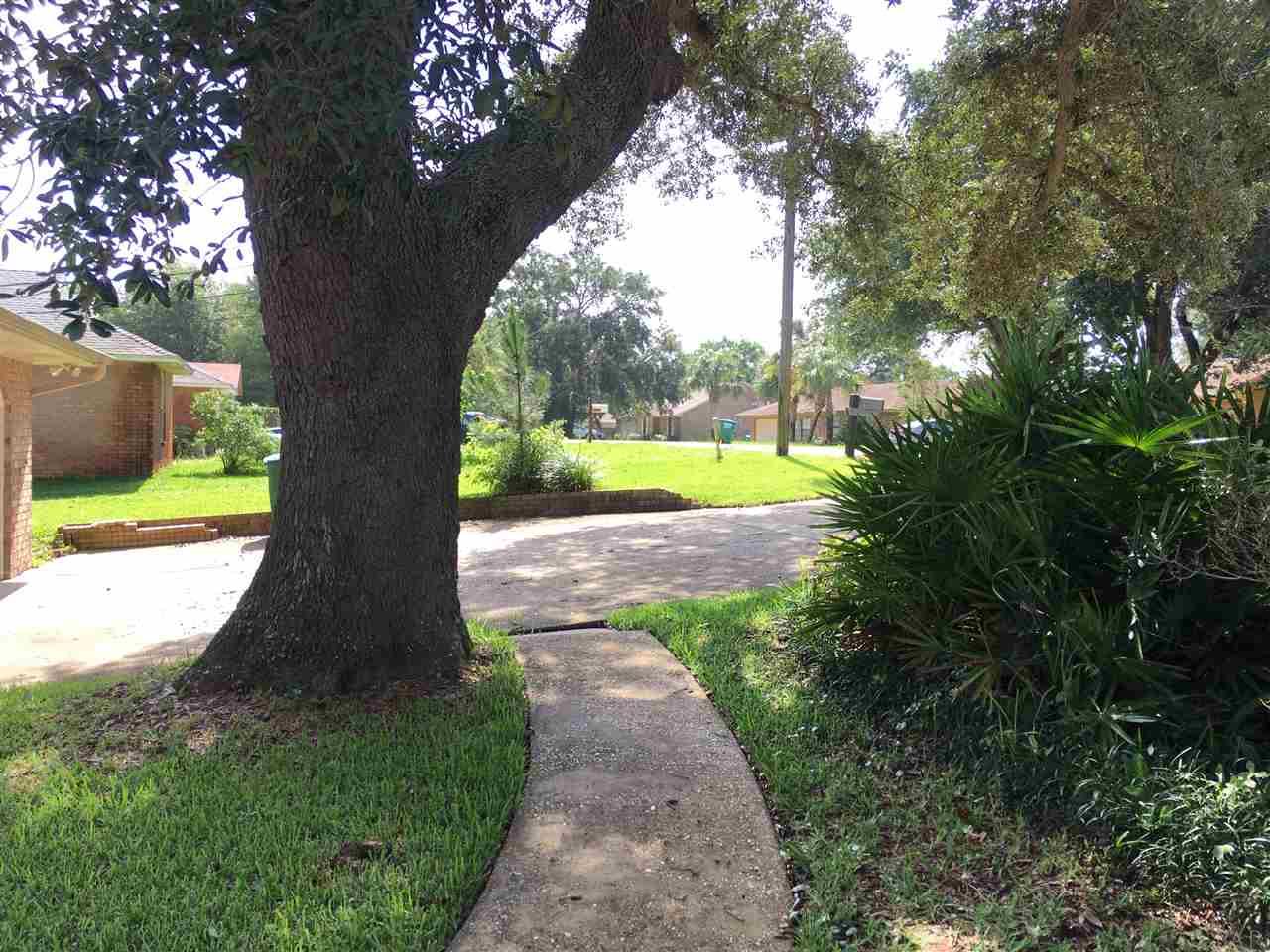 3046 Ranchette Square Gulf Breeze, FL 32563 - Photo 12 of 42 Gallery Image 12