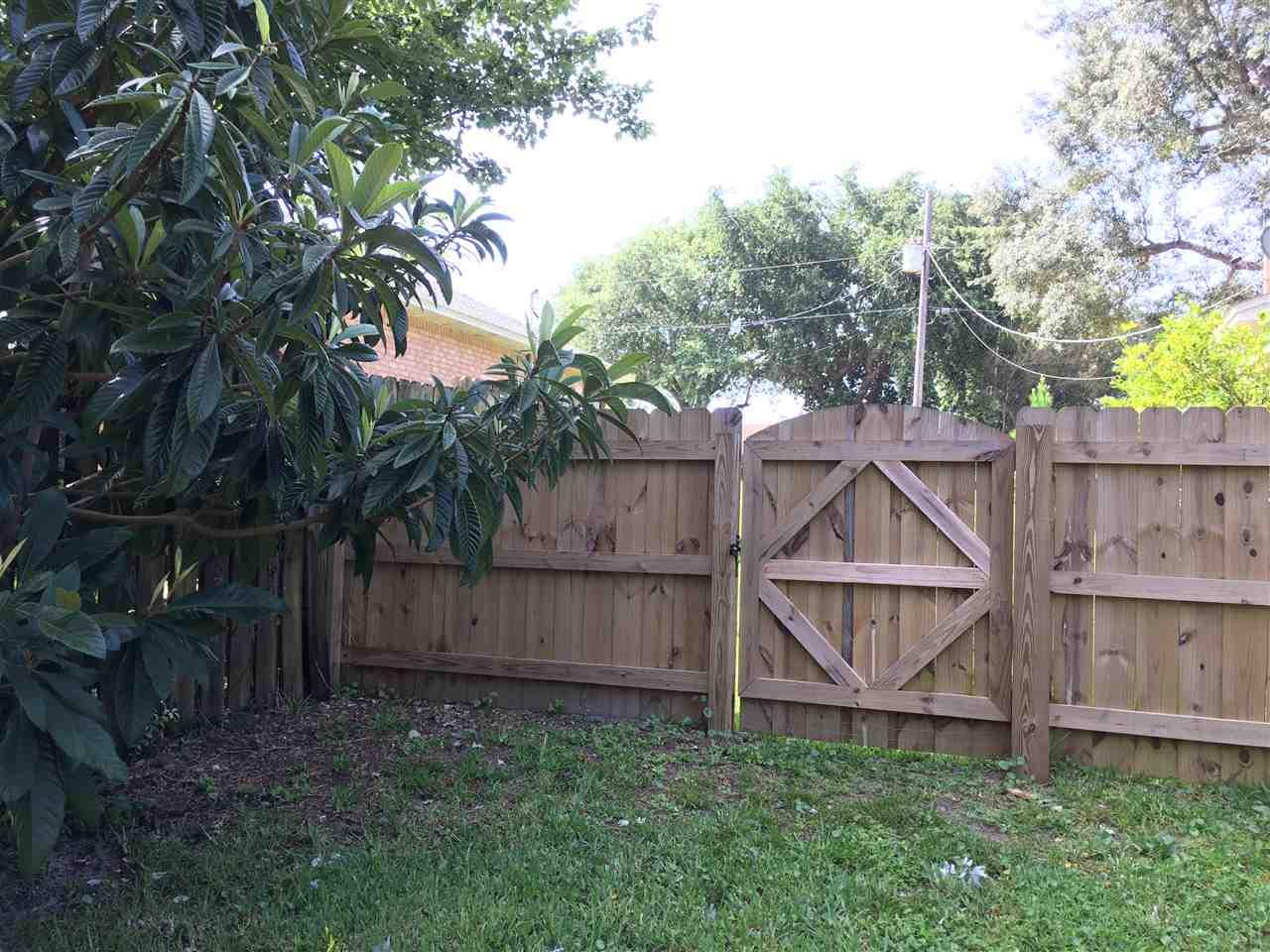 3046 Ranchette Square Gulf Breeze, FL 32563 - Photo 7 of 42 Gallery Image 7