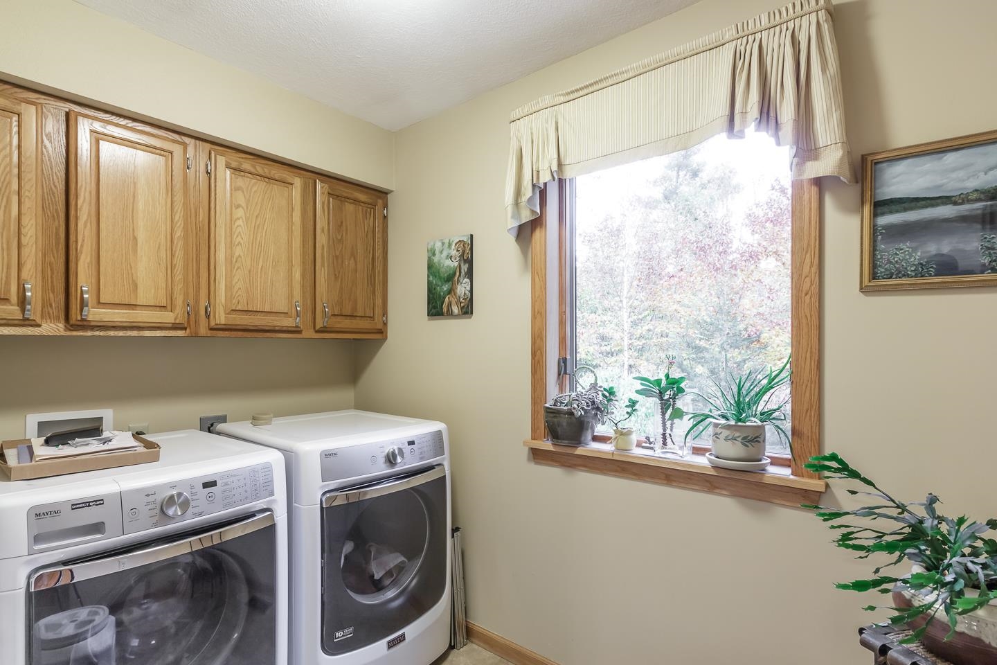 137 Mansion Road Dunbarton, NH 03046 - Photo 12 of 40 Gallery Image 12