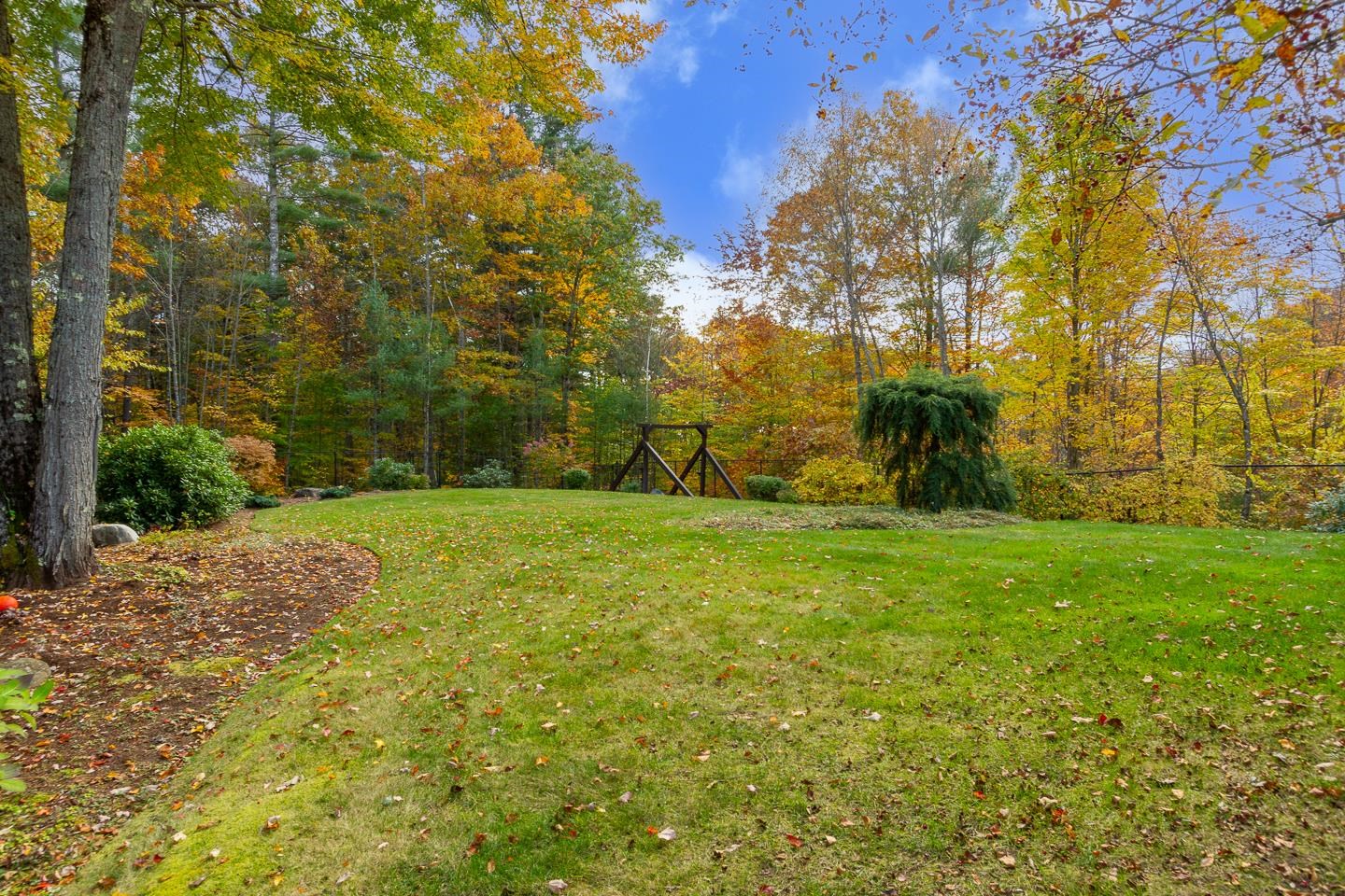 137 Mansion Road Dunbarton, NH 03046 - Photo 32 of 40 Gallery Image 32
