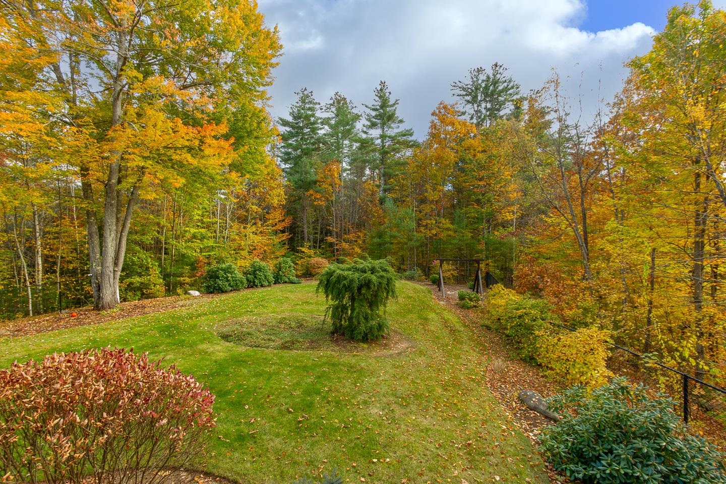 137 Mansion Road Dunbarton, NH 03046 - Photo 34 of 40 Gallery Image 34