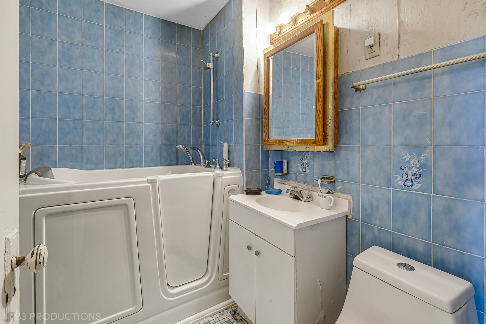 Undisclosed Address Chicago, IL 60620 - Photo 14 of 20 a utility room with dryer and washer