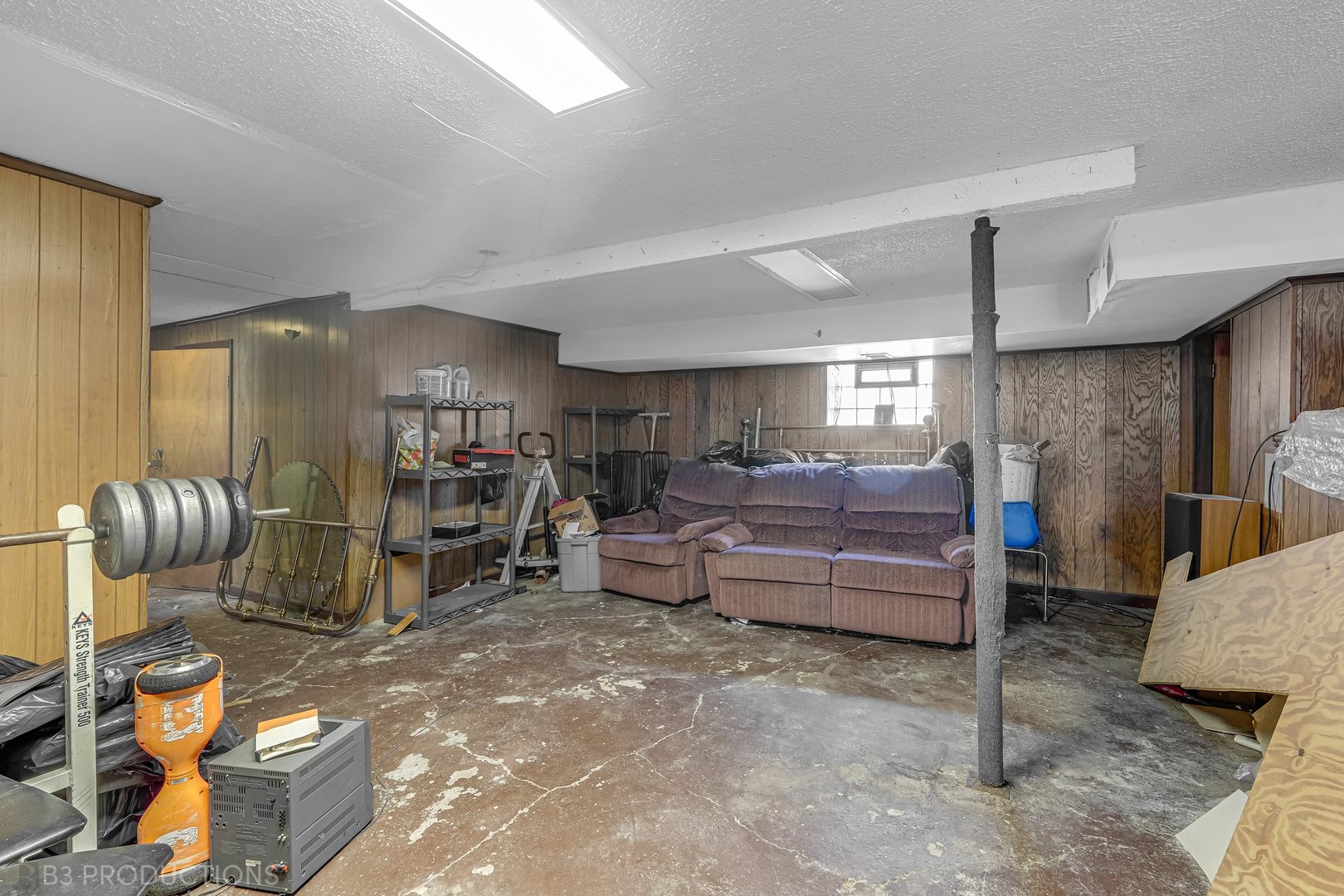 Undisclosed Address Chicago, IL 60620 - Photo 8 of 20 a living room filled with furniture