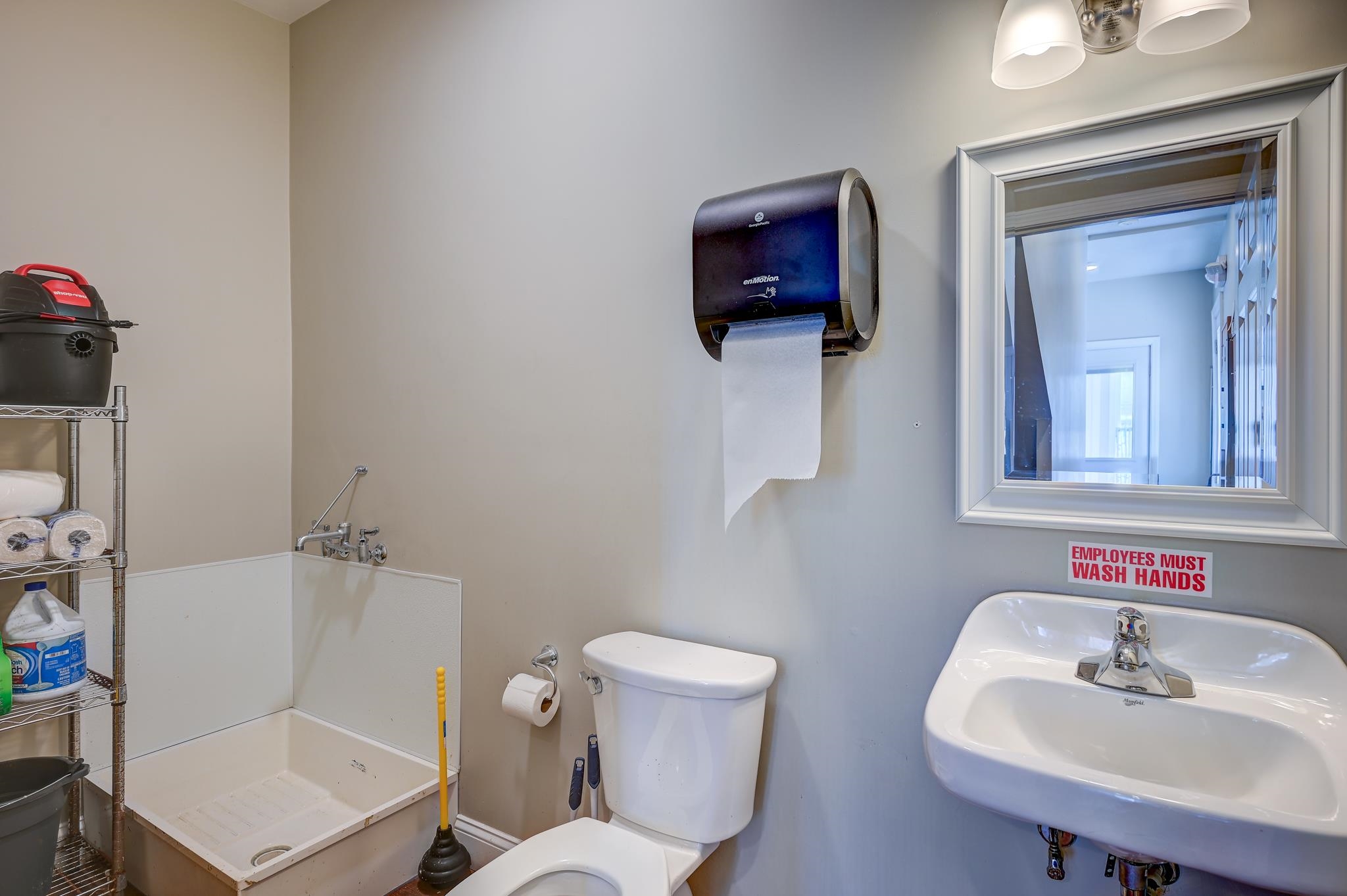 76 Main Street Conway, NH 03818 - Photo 13 of 41