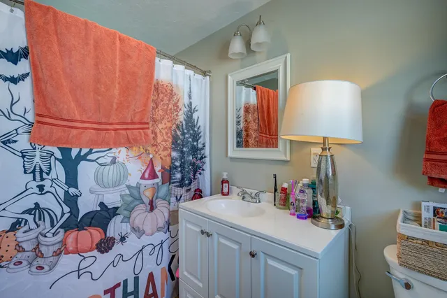 $299,000 | 76 Main Street, Conway, NH 03818