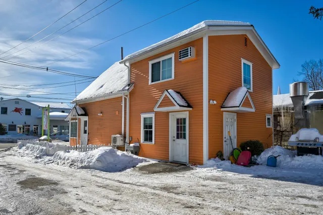 $299,000 | 76 Main Street, Conway, NH 03818