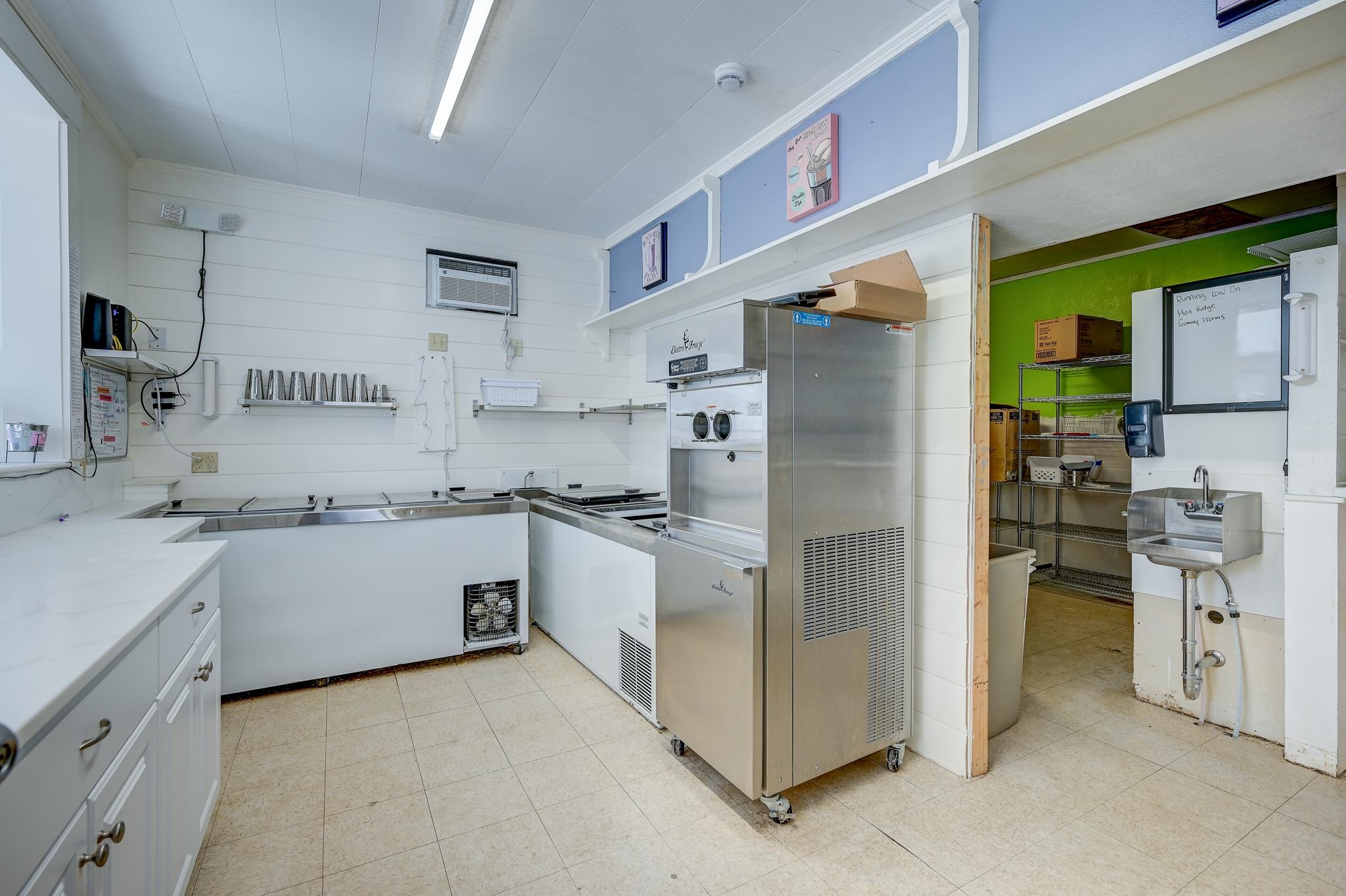 76 Main Street Conway, NH 03818 - Photo 6 of 41