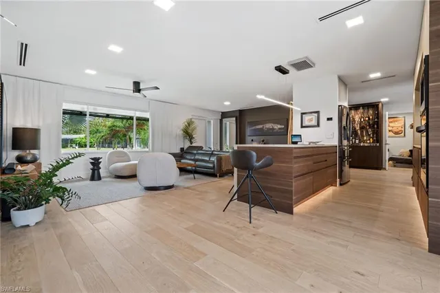 $749,000 | 304 Nason Lane, Naples, FL 34112