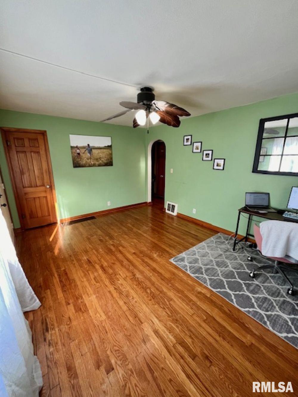 909 Eldridge Street Washington, IL 61571 - Photo 17 of 35