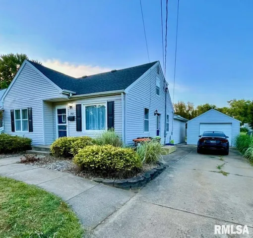 $175,000 | 909 Eldridge Street, Washington, IL 61571