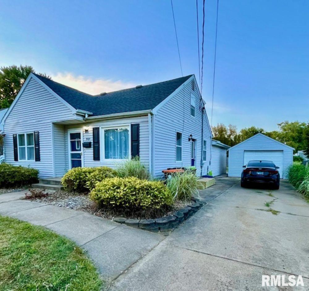 909 Eldridge Street Washington, IL 61571 - Photo 9 of 35