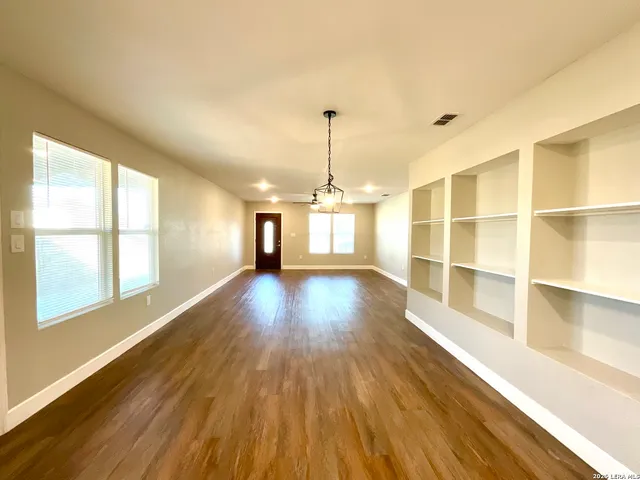 $1,799 | 255 Dolores Avenue, San Antonio, TX 78228