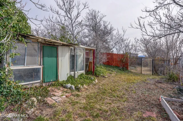 $250,000 | 9040 Magby Lane, Wilhoit, AZ 86332