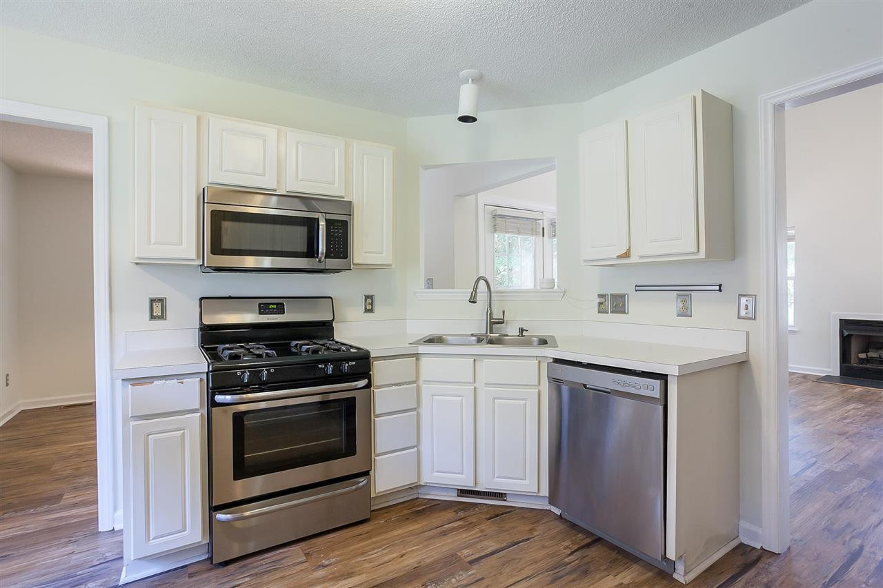 1133 Stoneferry Lane Raleigh, NC 27606 - Photo 16 of 29 Photo 16